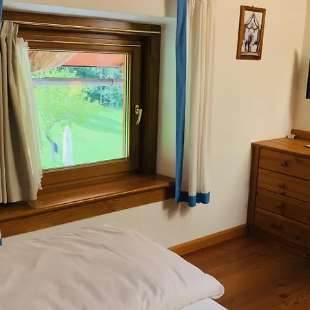 Fraina Bed & Breakfast *