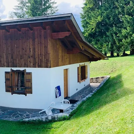 Fraina Bed & Breakfast *